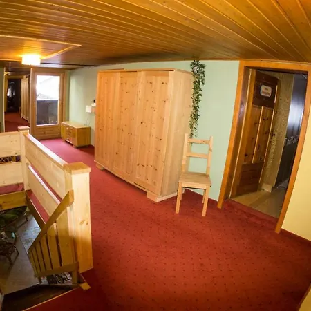 Gaestehaus Auer * 장크트 리온하드 임 피츠탈