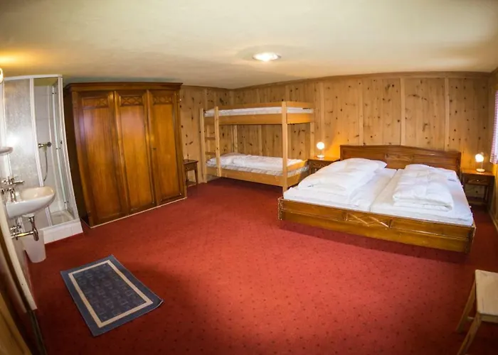 Gaestehaus Auer بيت للعطل