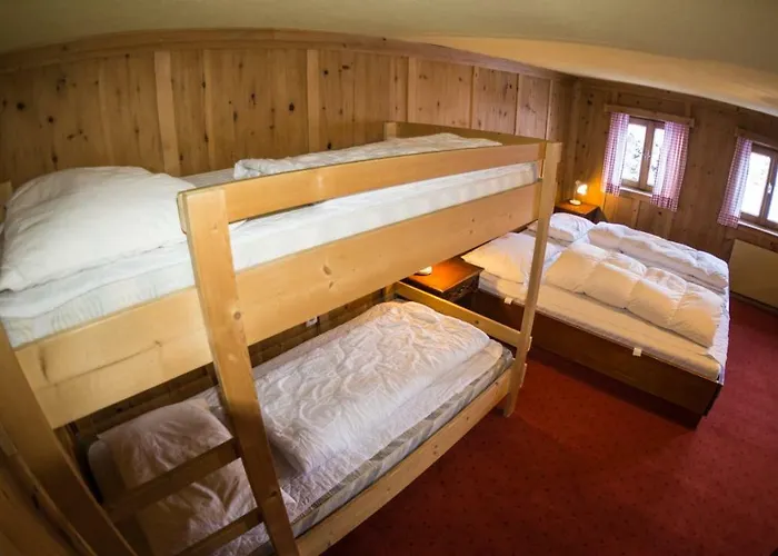 Gaestehaus Auer بيت للعطل